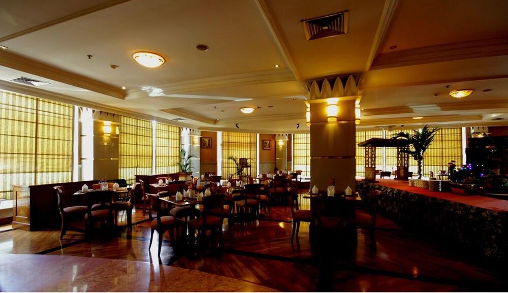 Hotel Maharadja Jakarta Exterior foto
