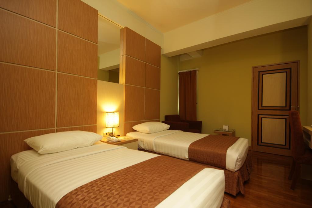 Hotel Maharadja Jakarta Exterior foto
