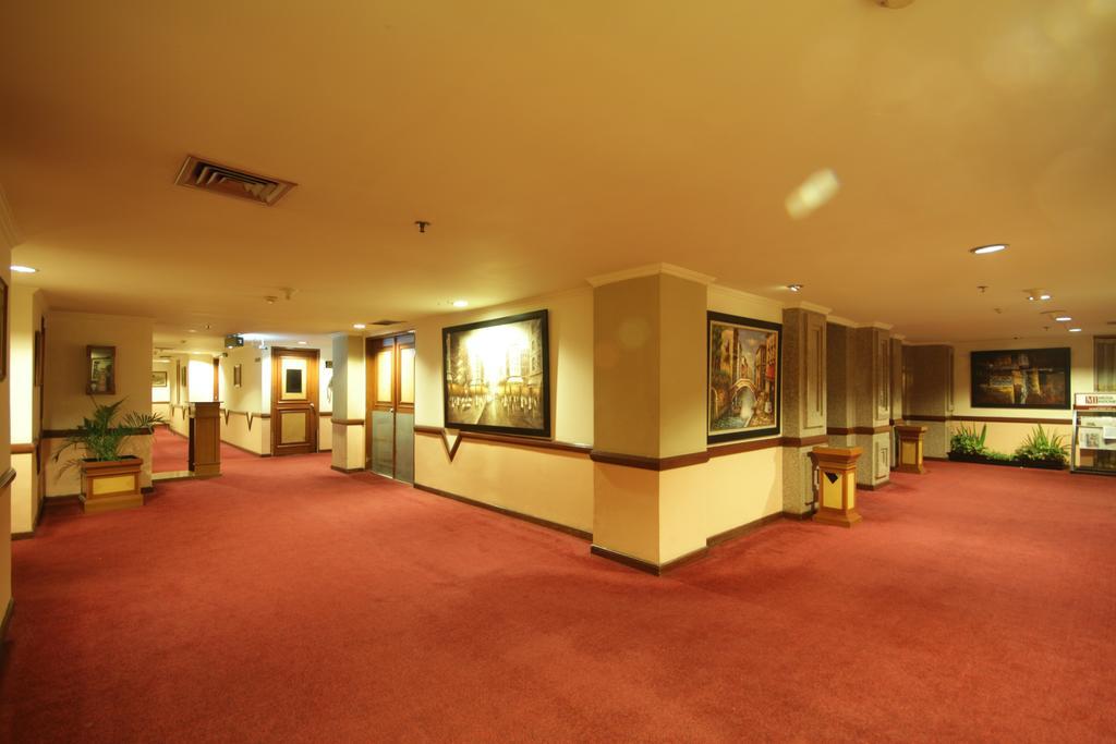 Hotel Maharadja Jakarta Exterior foto