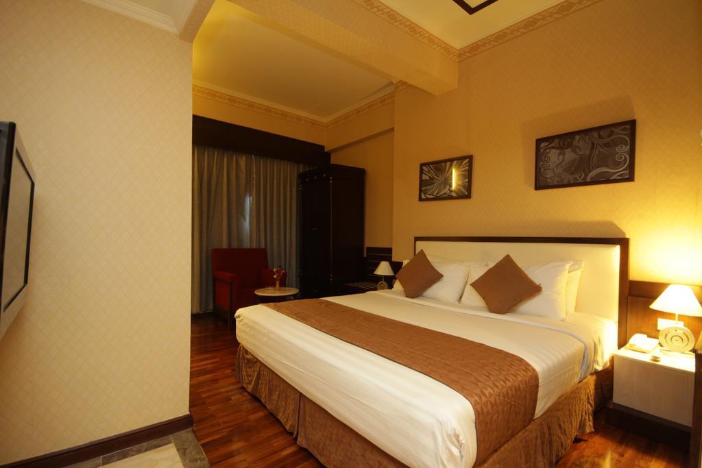 Hotel Maharadja Jakarta Exterior foto