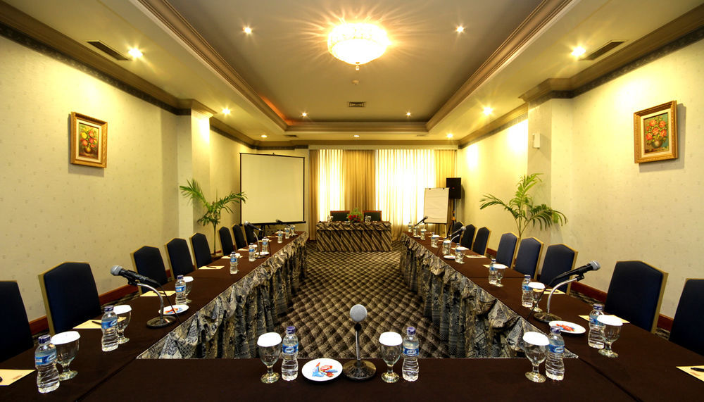Hotel Maharadja Jakarta Exterior foto