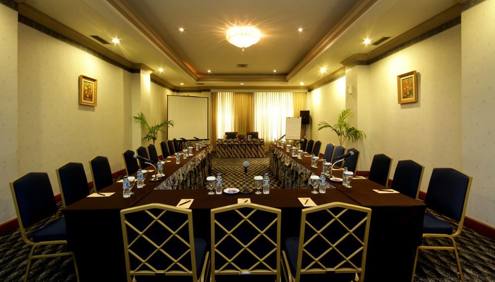 Hotel Maharadja Jakarta Exterior foto